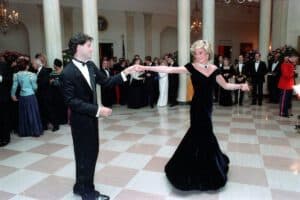 הנסיכה דיאנה רוקדת עם ג'ון טרבולטה